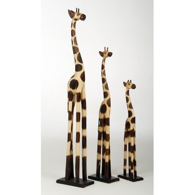 wooden giraffes assorted prices 