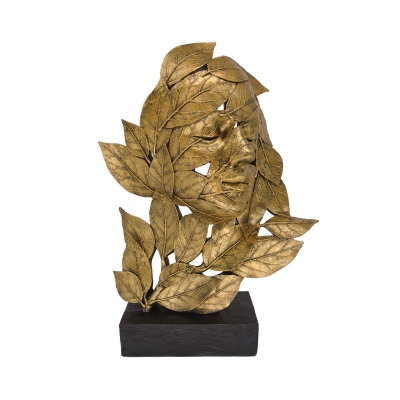gold leaf face sculpture £35