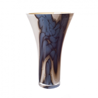 pebbles blue vase